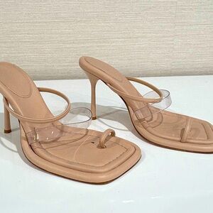 Elegant Tan Heeled Sandals